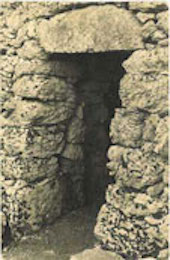 Trulo dwelling doorway